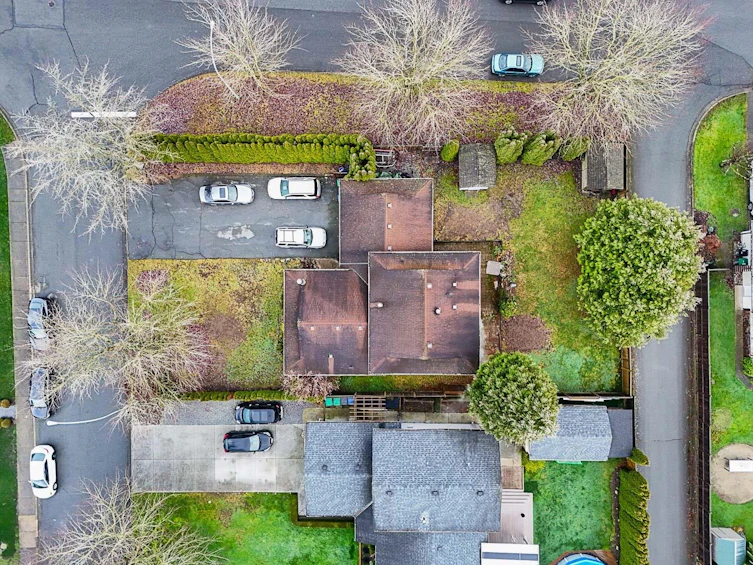 18252 60a Avenue, Surrey, BC, V3S 5R7 - 8