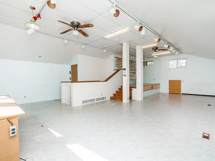 12140 230 Street, Maple Ridge, BC, V2X 6R5 - 19