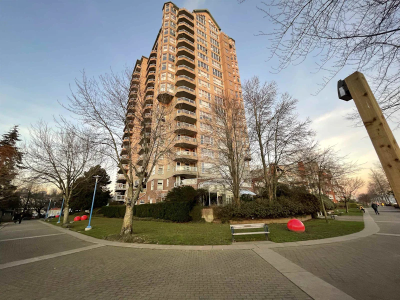 1101 - 1250 Quayside Drive, New Westminster BC V3M 6E2