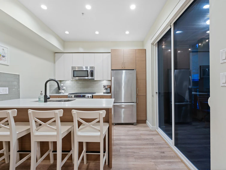 205-2135 Heritage Park Lane, North Vancouver, BC, V7H 0B6 - 8