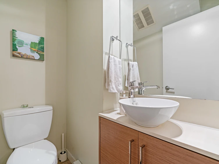 205-2135 Heritage Park Lane, North Vancouver, BC, V7H 0B6 - 18