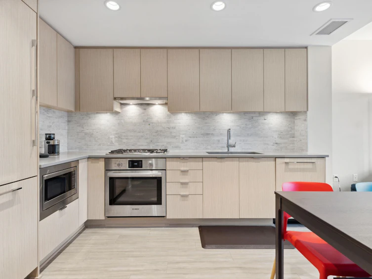 425-9213 Odlin Road, Richmond, BC, V6X 0V5 - 8