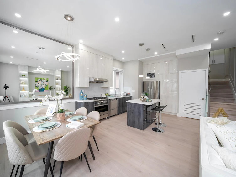 5352 Lanark Street, Vancouver, BC, V5P 2Y1 - 7