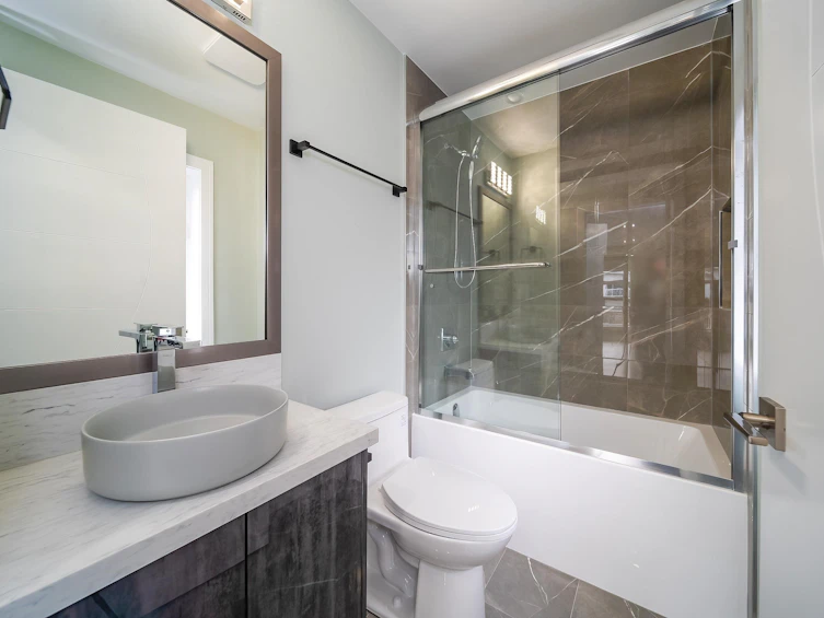 5352 Lanark Street, Vancouver, BC, V5P 2Y1 - 13