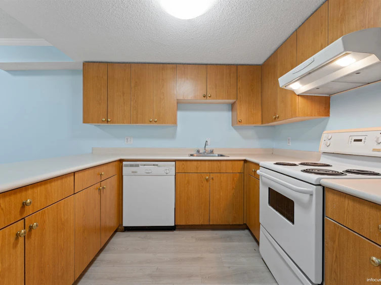 103-7150 133 Street, Surrey, BC, V3W 7Z7 - 12