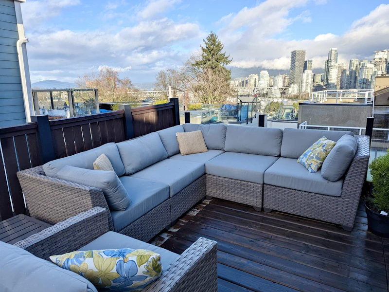 8 - 1081 W 8th Avenue, Vancouver BC V6H 1C3
