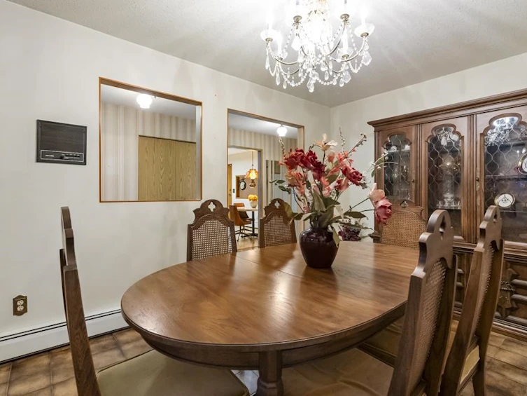 14242 101a Avenue, Surrey, BC, V3T 5K2 - 10