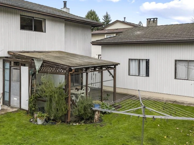 14242 101a Avenue, Surrey, BC, V3T 5K2 - 26