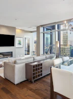 3904 1111 Alberni Street