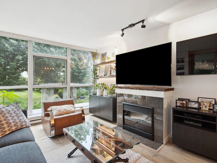 502-5611 Goring Street, Burnaby, BC, V5B 0A3 - 4