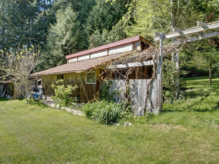 817 Byng Road, Roberts Creek, BC, V0N 2W6 - 23