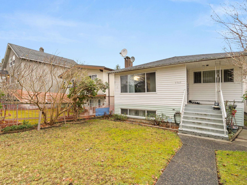 2545 E 29th Avenue, Vancouver BC V5R 1V2