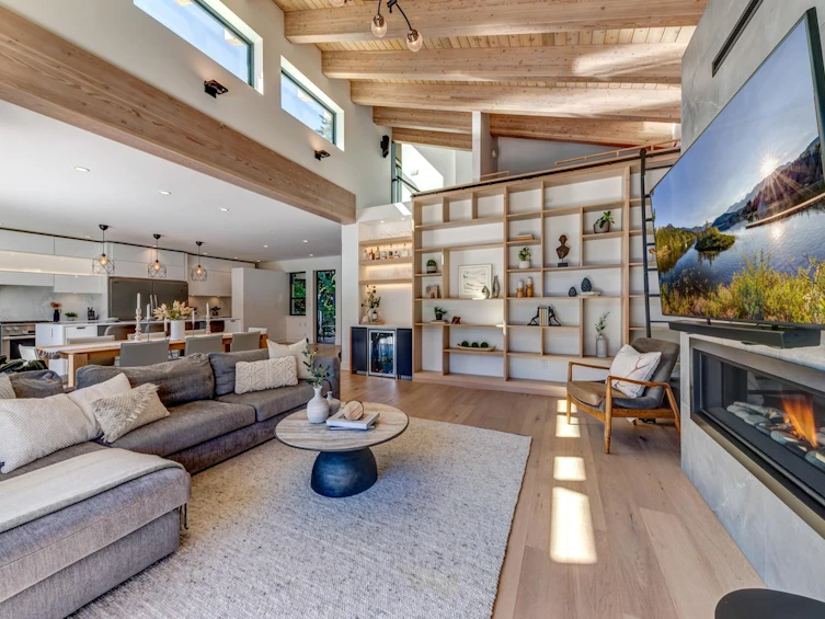 7333 Toni Sailer Lane, Whistler, BC, V8E 0E3 - 10