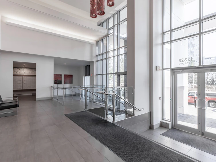 2215-13325 102a Avenue, Surrey, BC, V3T 0J5 - 36