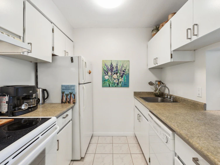 602-2008 Fullerton Avenue, North Vancouver, BC, V7P 3G7 - 6