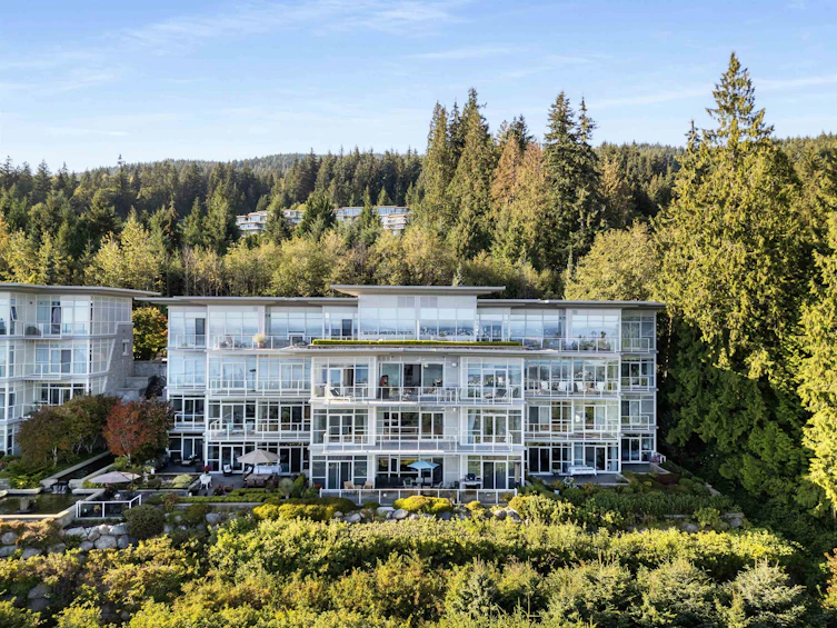 202-2200 Chippendale Road, West Vancouver, BC, V7S 3J4 - 3