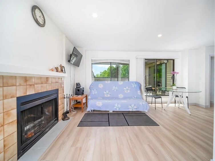 8566 Flowering Place, Burnaby, BC, V5A 4B4 - 8