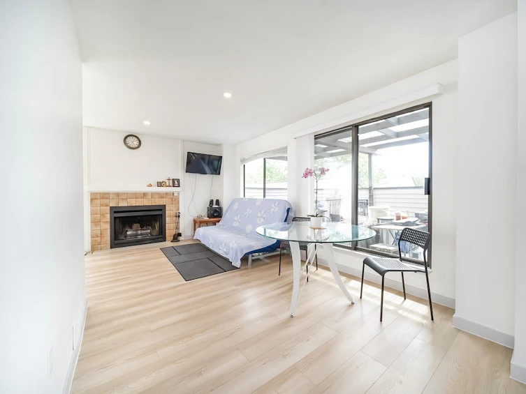 8566 Flowering Place, Burnaby, BC, V5A 4B4 - 15