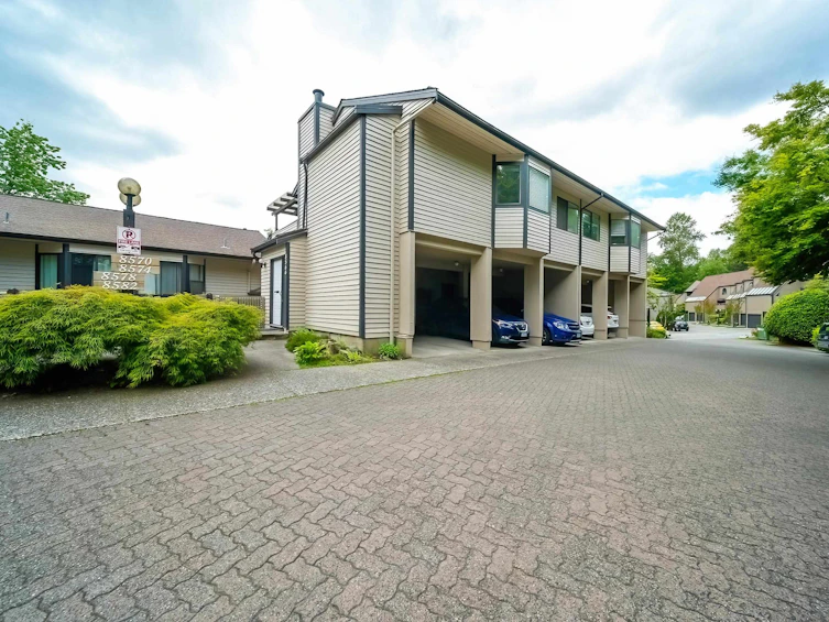 8566 Flowering Place, Burnaby, BC, V5A 4B4 - 24