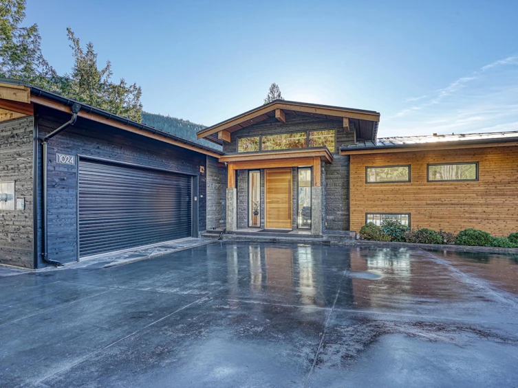 1024 Goat Ridge Drive, Squamish, BC, V8B 1J2 - 26