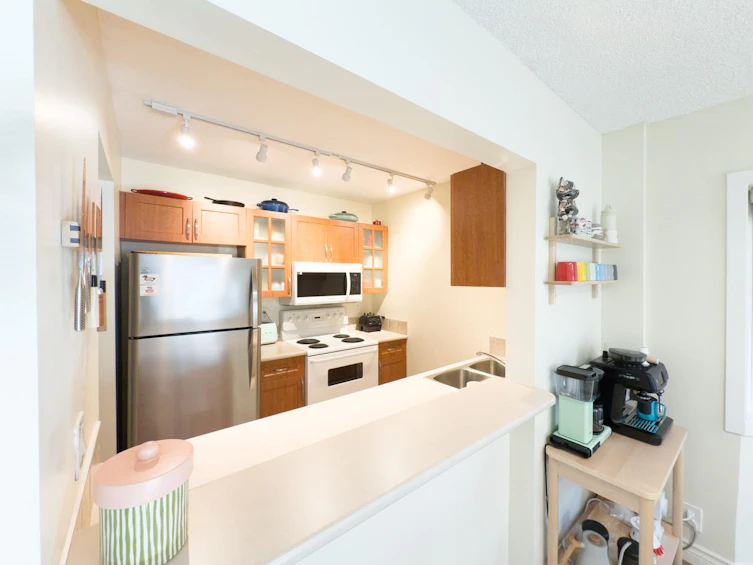 201-1935 W 1st Avenue, Vancouver, BC, V6J 1G7 - 7
