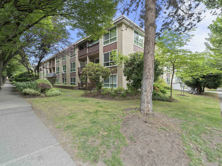 202-8680 Fremlin Street, Vancouver, BC, V6P 3X3 - 3