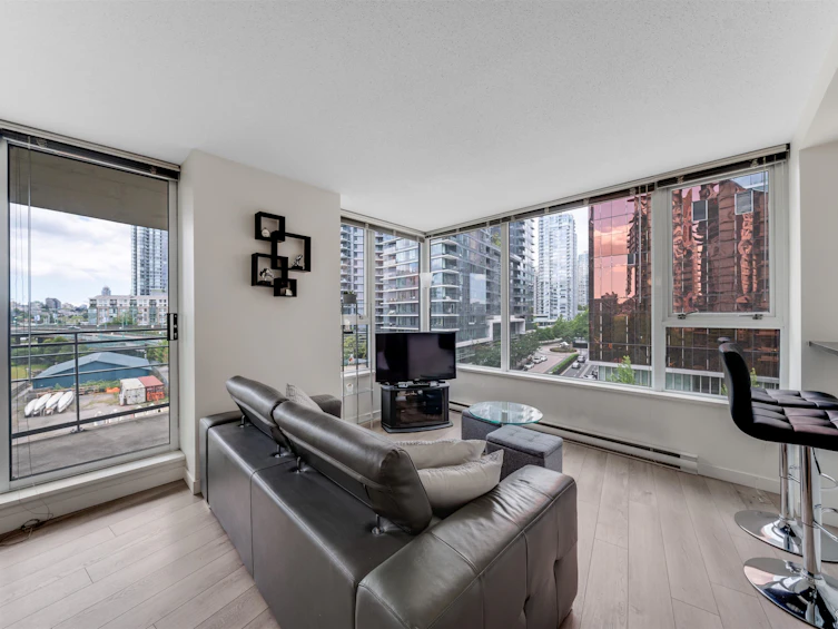 706-33 Smithe Street, Vancouver, BC, V6B 0B5 - 2