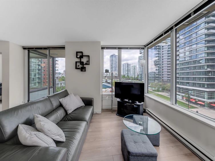 706-33 Smithe Street, Vancouver, BC, V6B 0B5 - 3