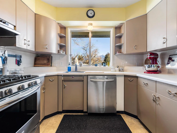 9668 Menzies Street, Chilliwack, BC, V2P 5Y9 - 12