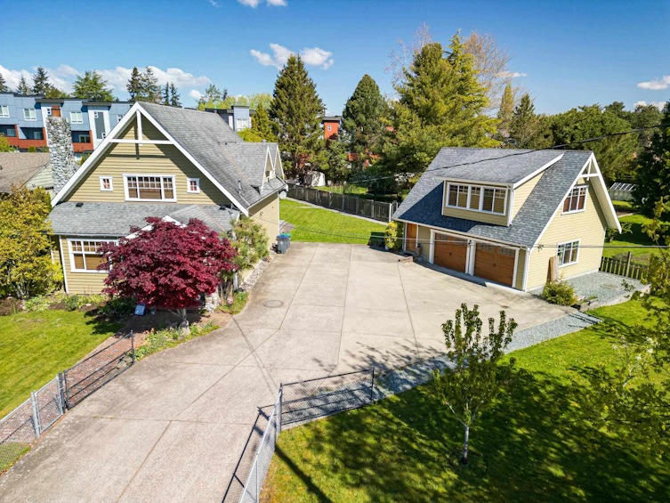 16051 16 Avenue, Surrey, BC, V4A 1S3 - 5