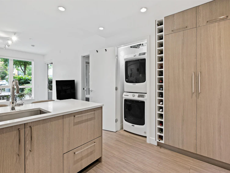 101-733 E 3rd Street, North Vancouver, BC, V7L 1G8 - 4