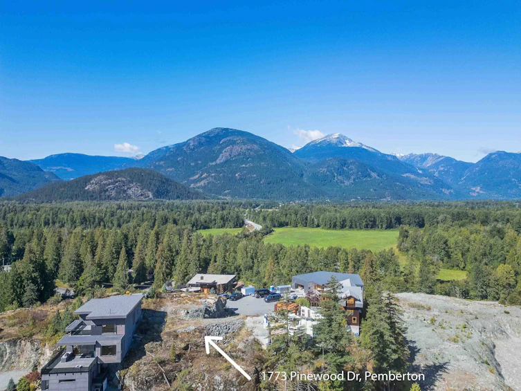 1773 Pinewood Drive, Pemberton, BC, V0N 2L3 - 10
