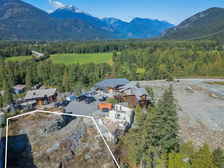 1773 Pinewood Drive, Pemberton, BC, V0N 2L3 - 13