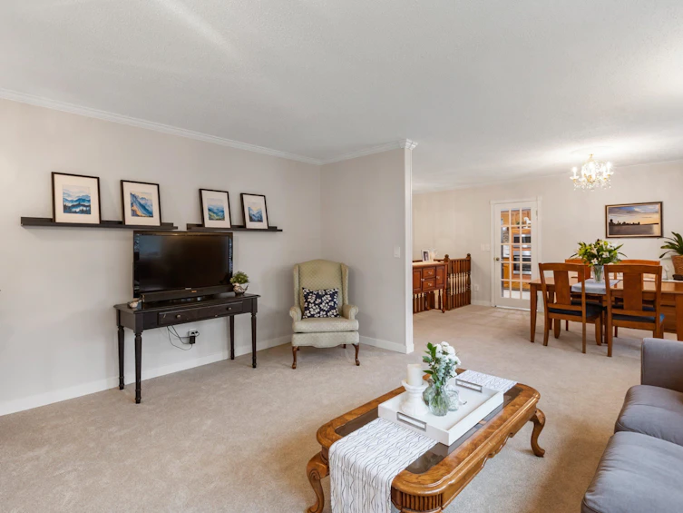 8906 Edinburgh Drive, Surrey, BC, V3V 7C2 - 11