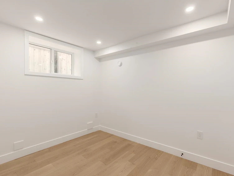 131 E King Edward Avenue, Vancouver, BC, V5V 2B8 - 28