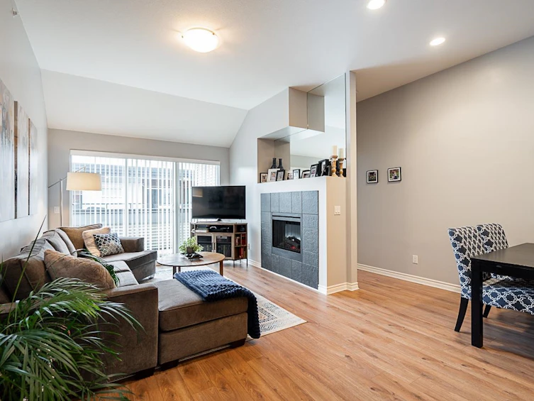 405-12090 227 Street, Maple Ridge, BC, V2X 6J5 - 2