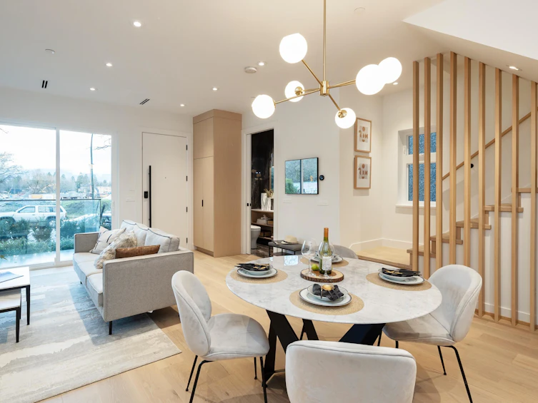 36 E 37th Avenue, Vancouver, BC, V5W 1E2 - 7