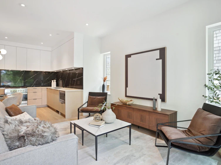 36 E 37th Avenue, Vancouver, BC, V5W 1E2 - 12