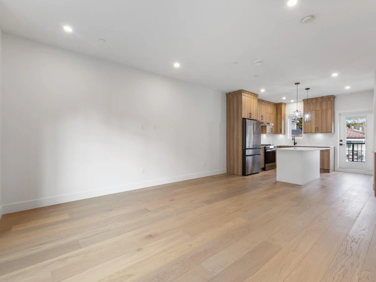 1369 E 24th Avenue, Vancouver, BC, V5V 2B6 - 10