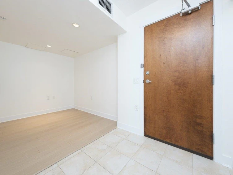 702-188 E Esplanade, North Vancouver, BC, V7L 4Y1 - 18