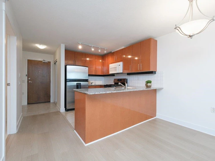 702-188 E Esplanade, North Vancouver, BC, V7L 4Y1 - 20