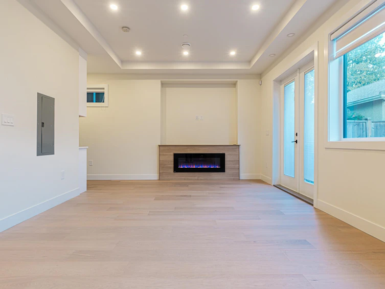 2-8192 Haig Street, Vancouver, BC, V6P 4R9 - 4