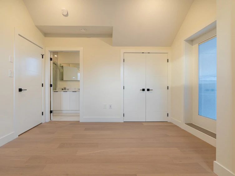 2-8192 Haig Street, Vancouver, BC, V6P 4R9 - 12