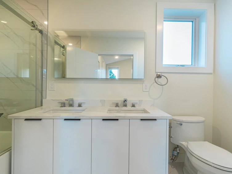 2-8192 Haig Street, Vancouver, BC, V6P 4R9 - 14