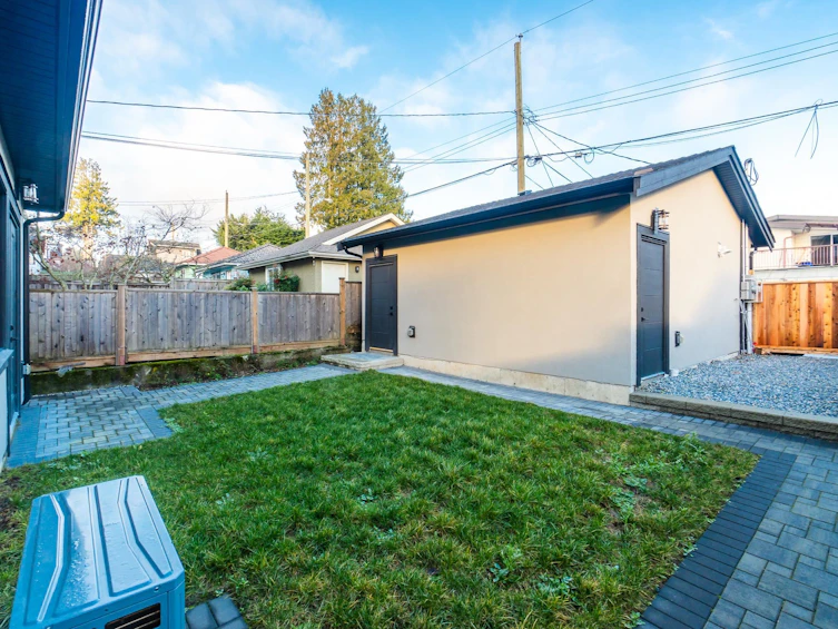 2-8192 Haig Street, Vancouver, BC, V6P 4R9 - 25
