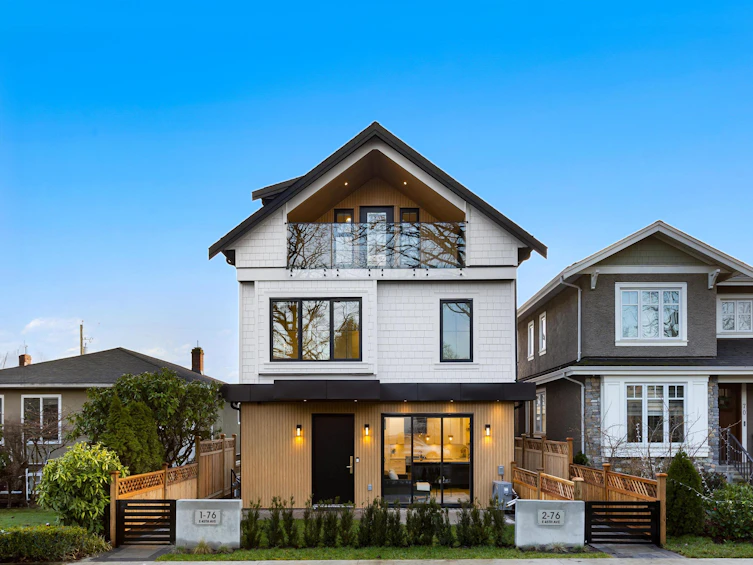 2-76 E 45th Avenue, Vancouver, BC, V5W 1W7