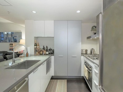803-788 Richards Street - 2