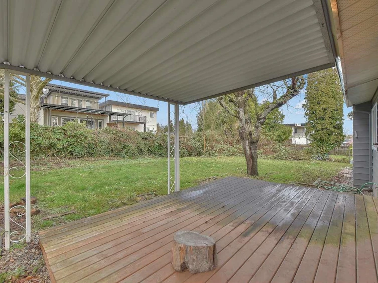 15909 Goggs Avenue, Surrey, BC, V4B 2P1 - 25