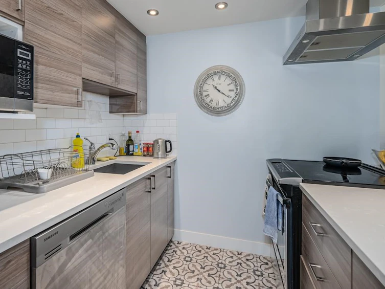 205-1330 Hornby Street, Vancouver, BC, V6Z 1W5 - 10