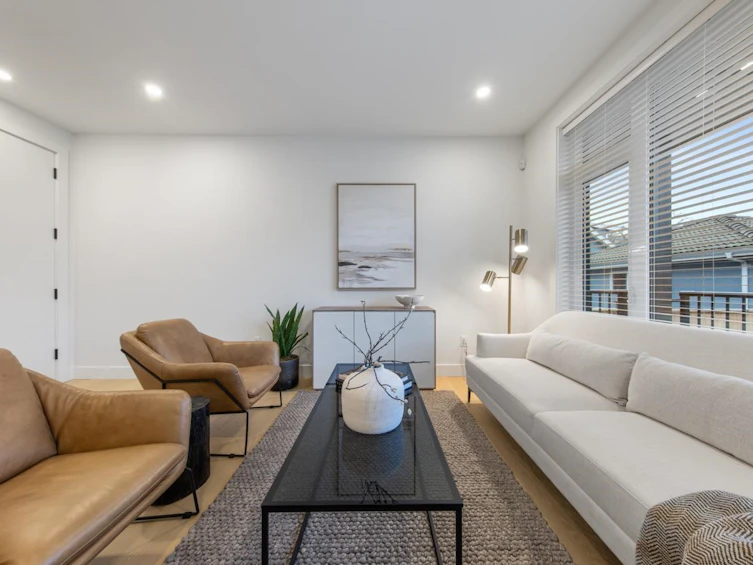 2207 E 7th Avenue, Vancouver, BC, V5N 1S8 - 3
